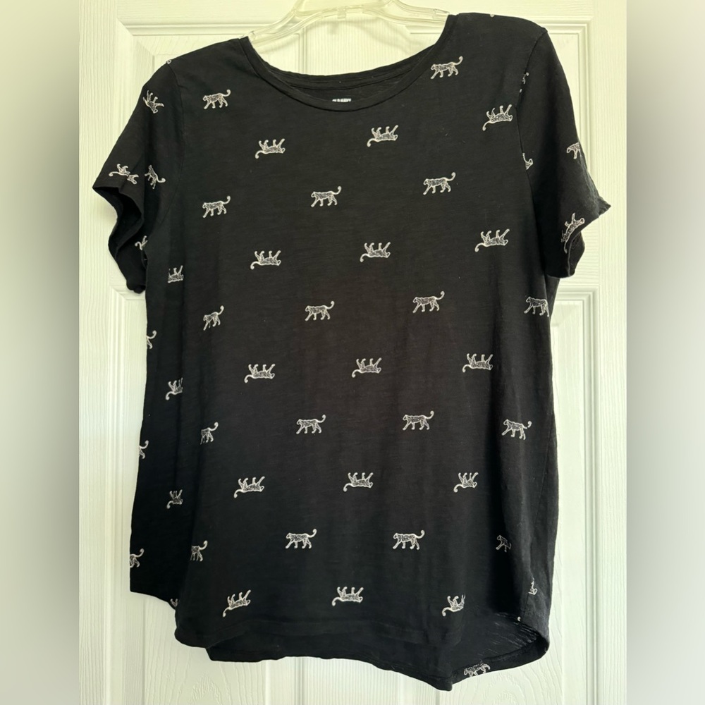 Women’s Leopard/Cat Print T-Shirt SZ Large